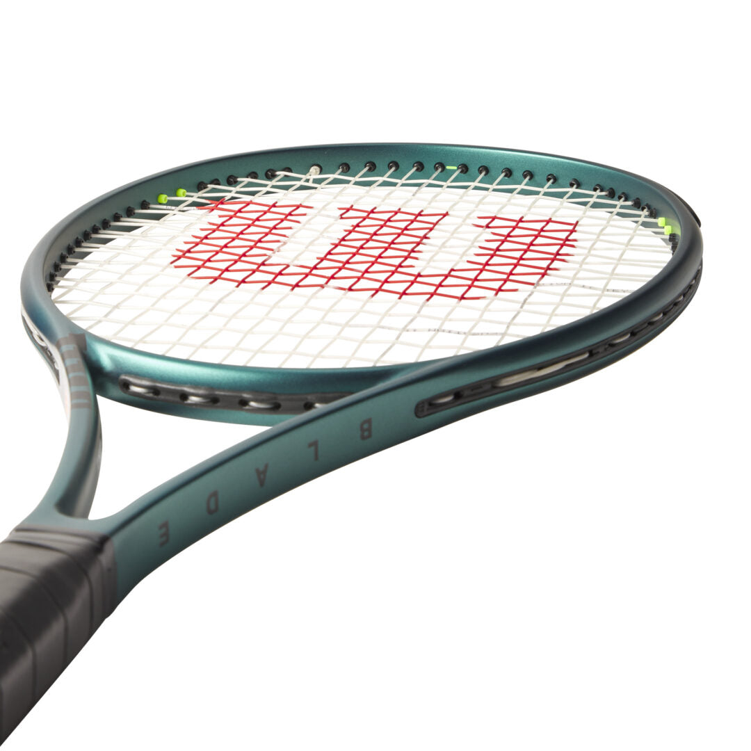 Blade 98 V9 Professional Tennis Racket
