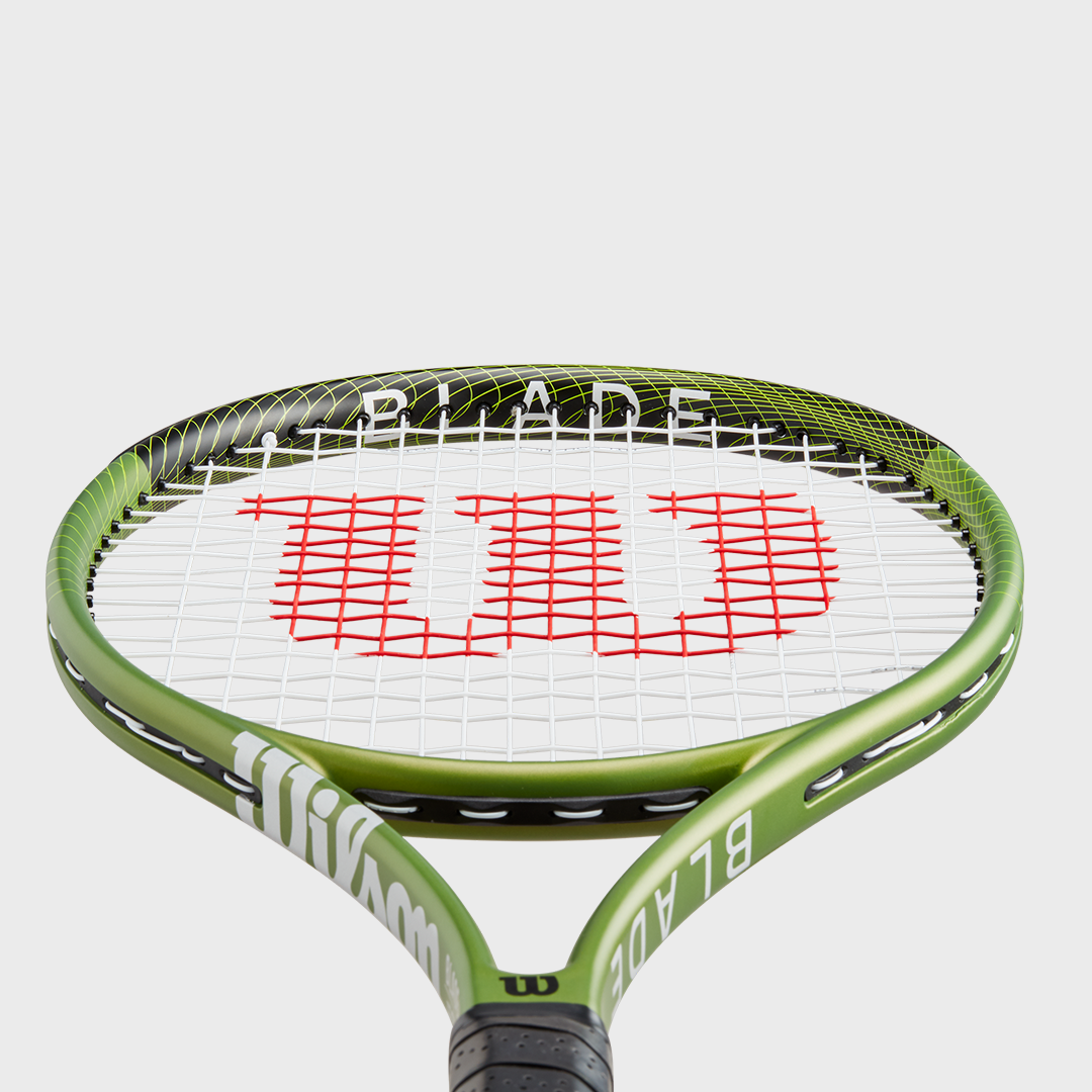 Blade Feel 100 Recreational Tennis Racket Strung WR117410U