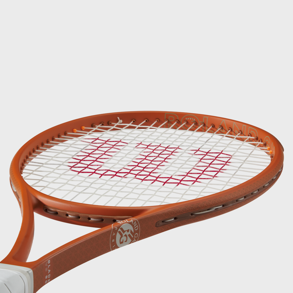 Blade 98 V9.0 Roland Garros 2025 Performance Tennis Racket Unstrung WR173911U