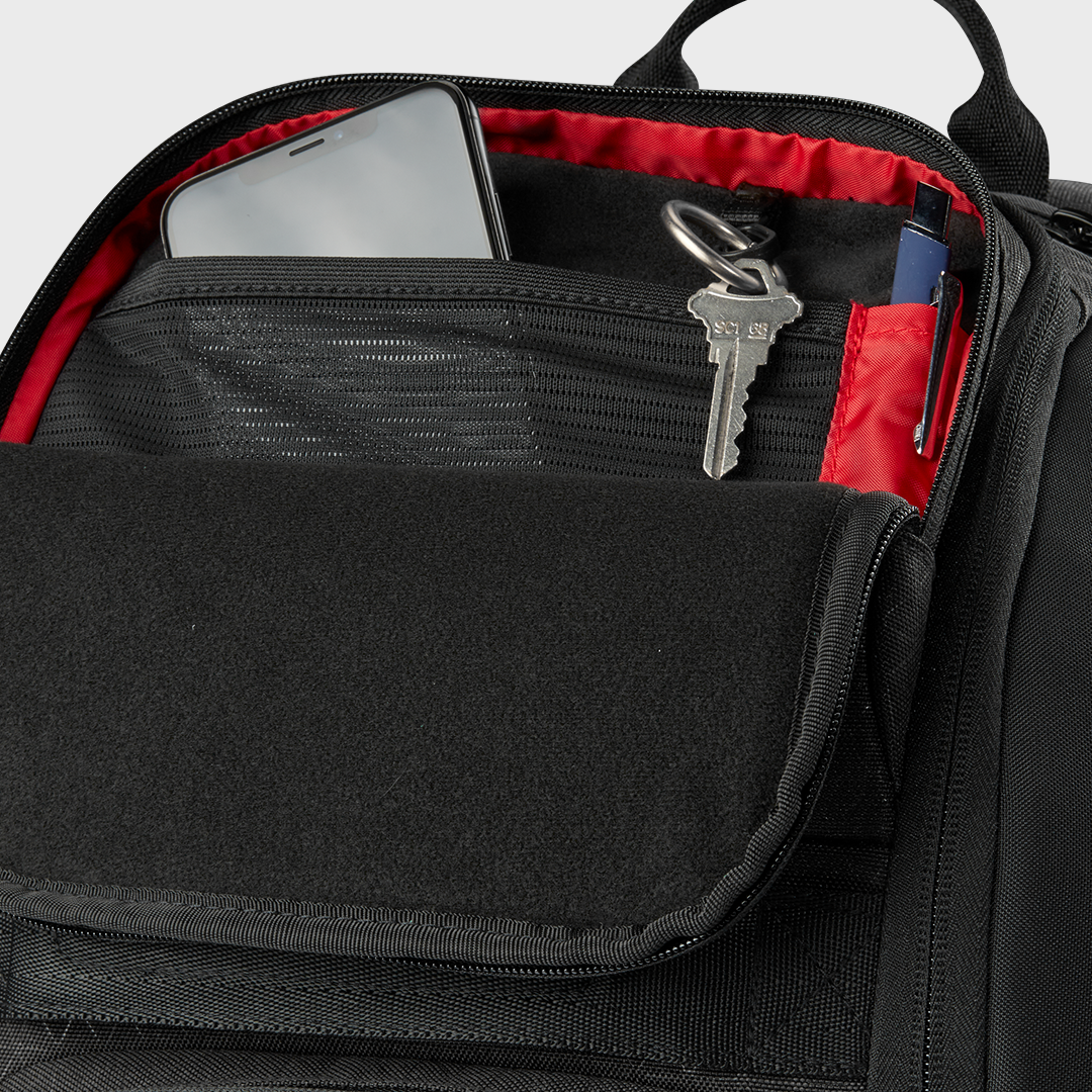 Clash V3 Backpack Black/Infrared Bag WR8037901+