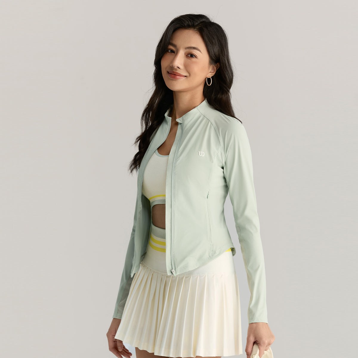 Women Shade Tech Knit in Aqua Gray